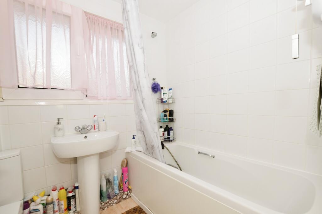 Additional property image - Brambley Crescent, Folkestone, Kent, CT20