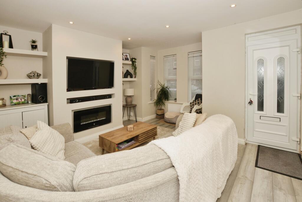 Additional property image - Oaks Road, Folkestone, Kent, CT20