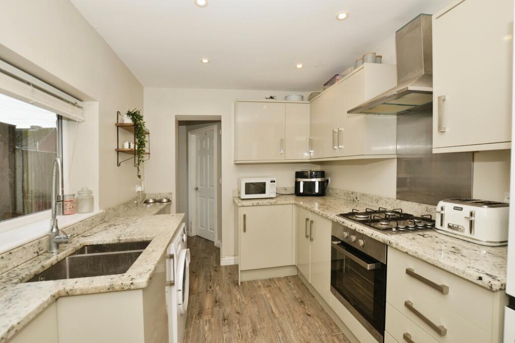 Additional property image - Oaks Road, Folkestone, Kent, CT20