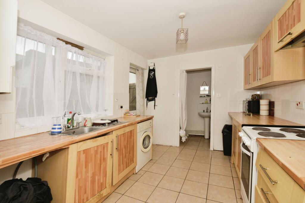 Additional property image - Canterbury Road, Folkestone, Kent, CT19