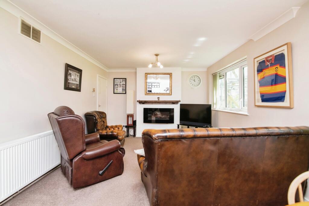 Additional property image - Daventry Grove, Quinton, Birmingham, West Midlands, B32