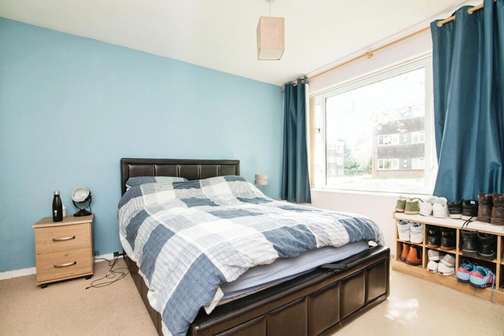Additional property image - Daventry Grove, Quinton, Birmingham, West Midlands, B32