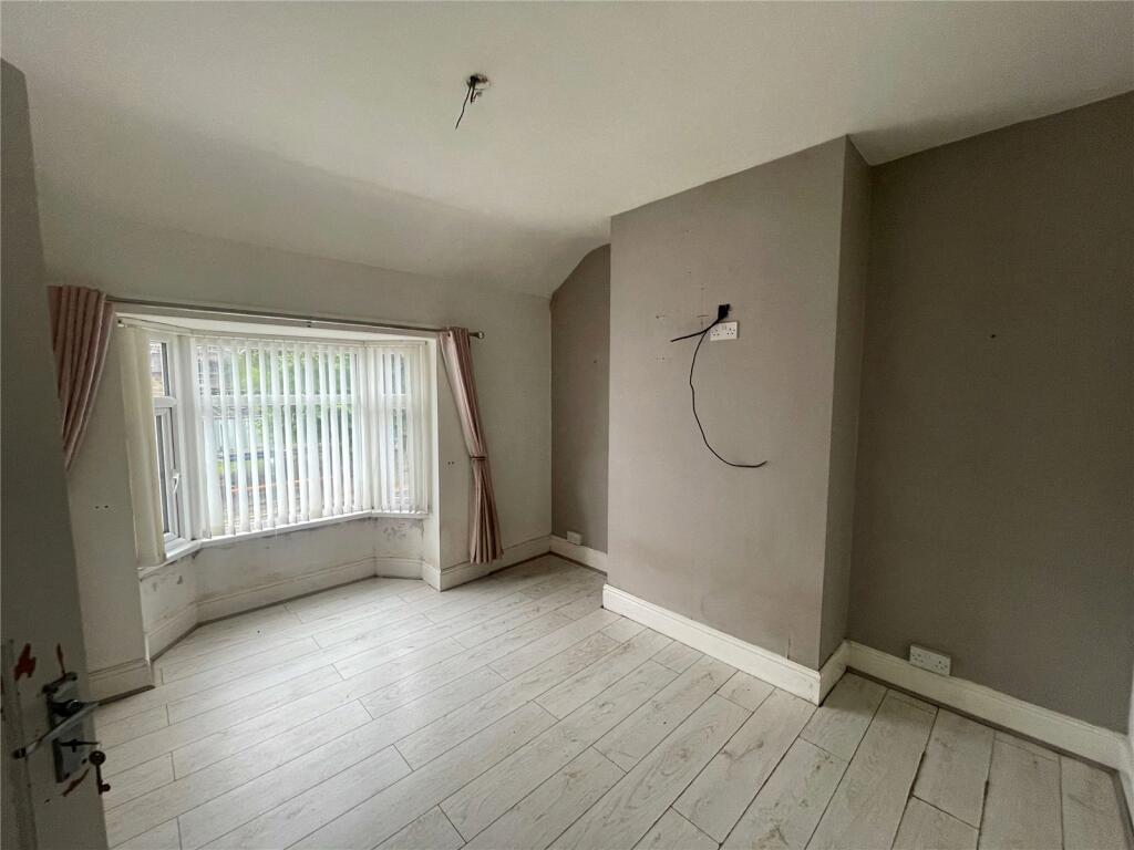 Additional property image - Hagley Road West, Oldbury, West Midlands, B68