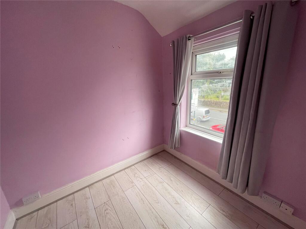 Additional property image - Hagley Road West, Oldbury, West Midlands, B68