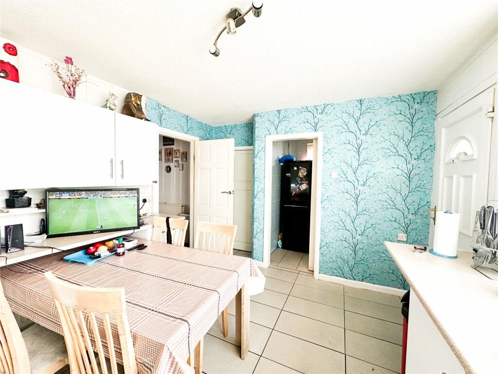 Additional property image - Brook Road, Oldbury, West Midlands, B68
