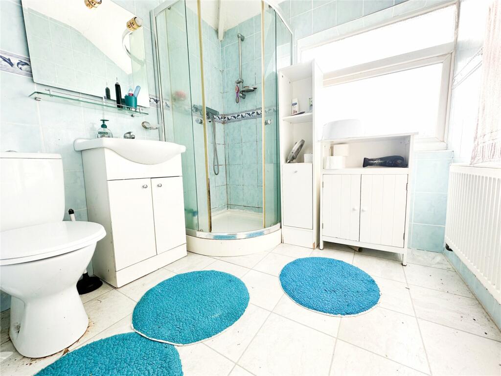 Additional property image - Brook Road, Oldbury, West Midlands, B68