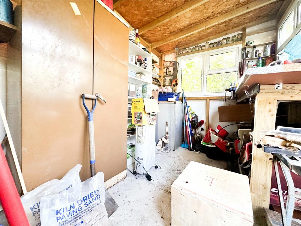 Additional property image - Brook Road, Oldbury, West Midlands, B68