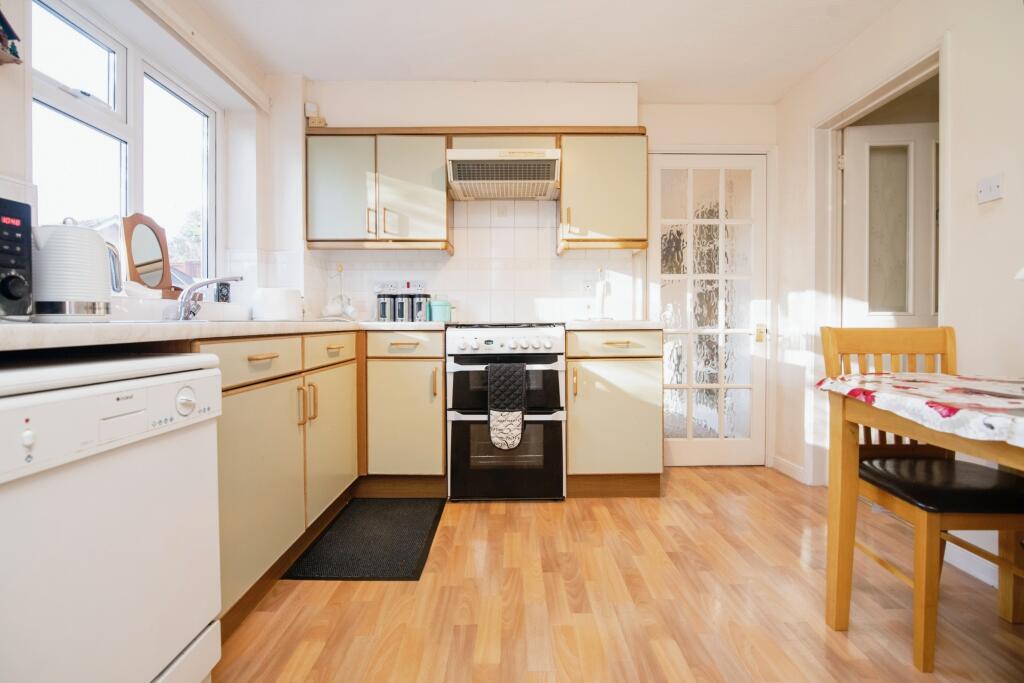 Additional property image - Woodridge Avenue, Quinton, Birmingham, West Midlands, B32