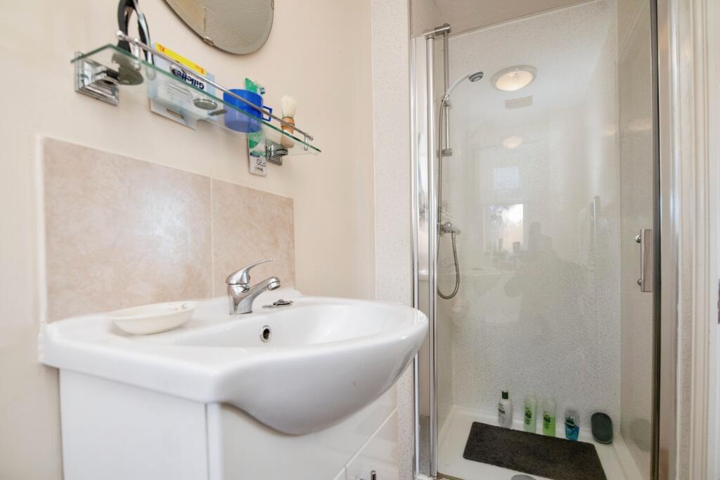 Additional property image - Woodridge Avenue, Quinton, Birmingham, West Midlands, B32