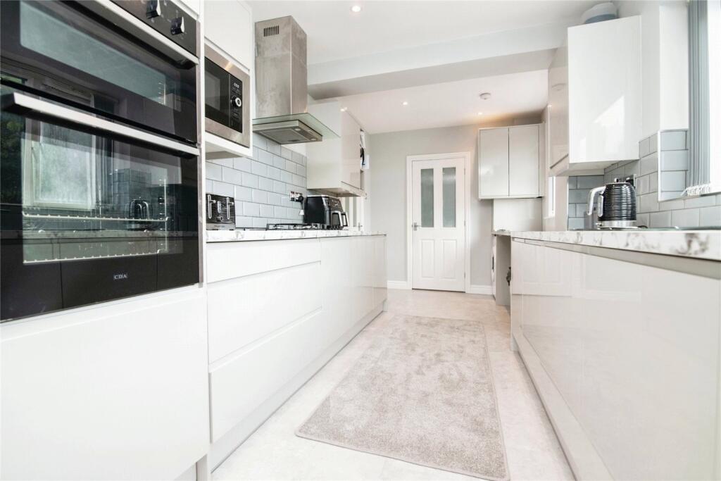 Additional property image - Barston Road, Oldbury, West Midlands, B68