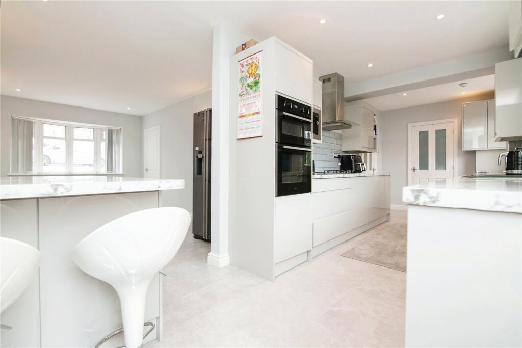 Additional property image - Barston Road, Oldbury, West Midlands, B68