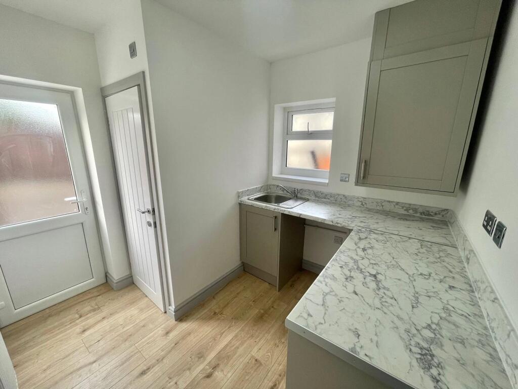 Additional property image - Regent Drive, OLDBURY, West Midlands, B69