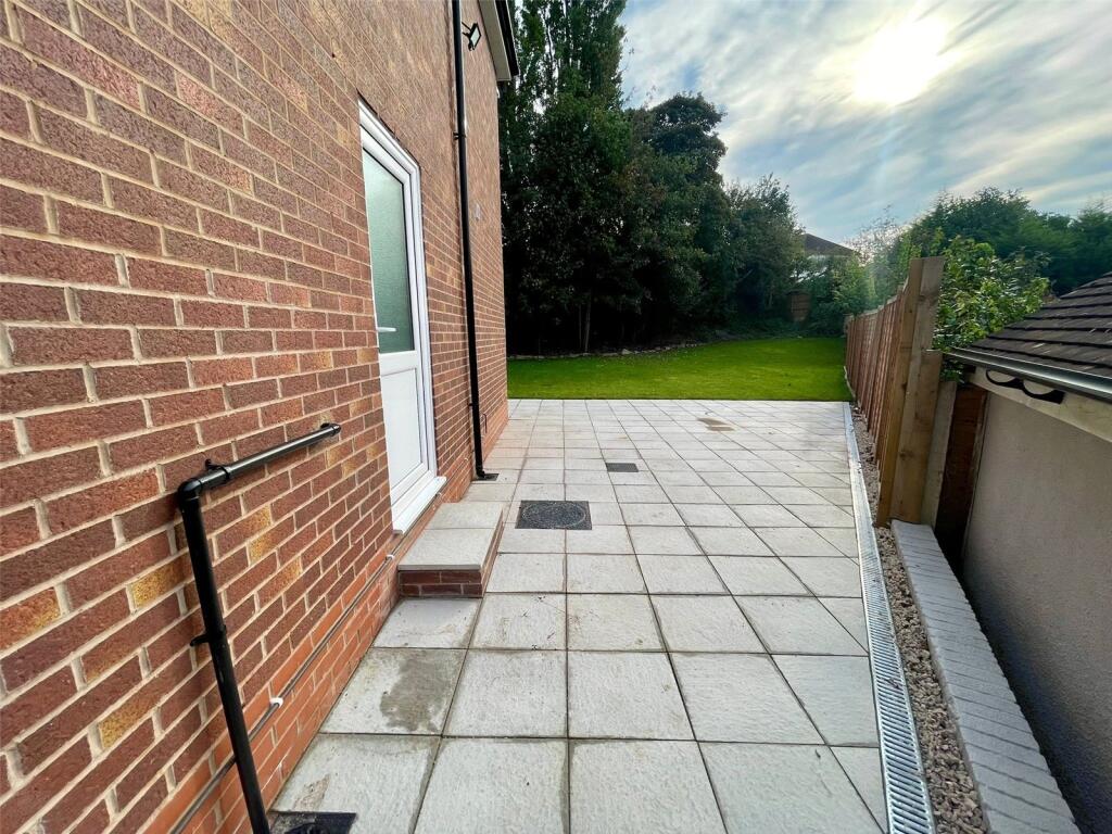 Additional property image - Regent Drive, OLDBURY, West Midlands, B69