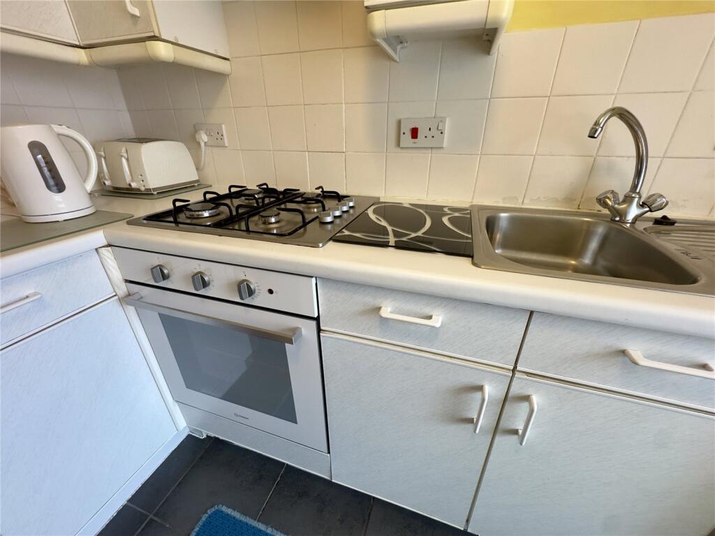 Additional property image - Woodridge Avenue, Quinton, Birmingham, West Midlands, B32