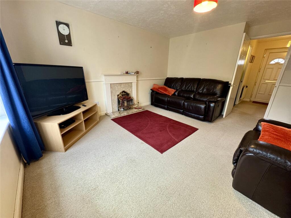 Additional property image - Woodridge Avenue, Quinton, Birmingham, West Midlands, B32