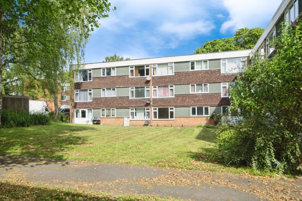 Main image of property: Daventry Grove, Quinton, Birmingham, West Midlands, B32
