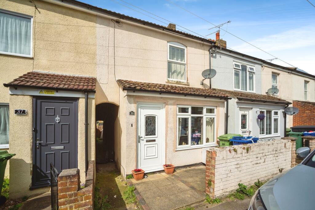 4 bedroom terraced house for sale in Bayford Road, Sittingbourne, Kent