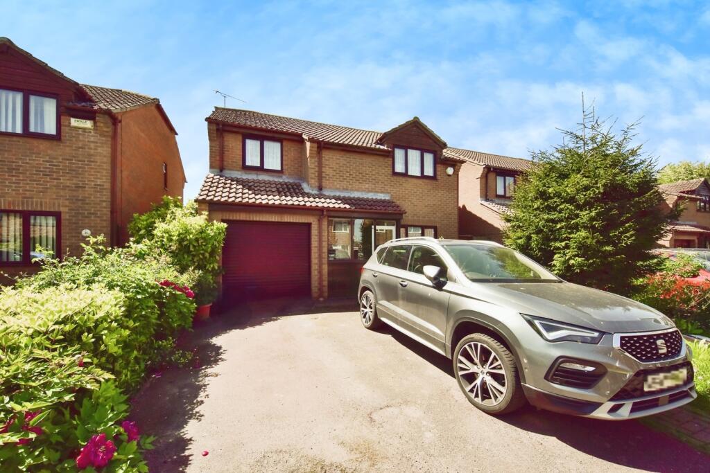 Main image of property: Frognal Gardens, Teynham, Sittingbourne, Kent, ME9