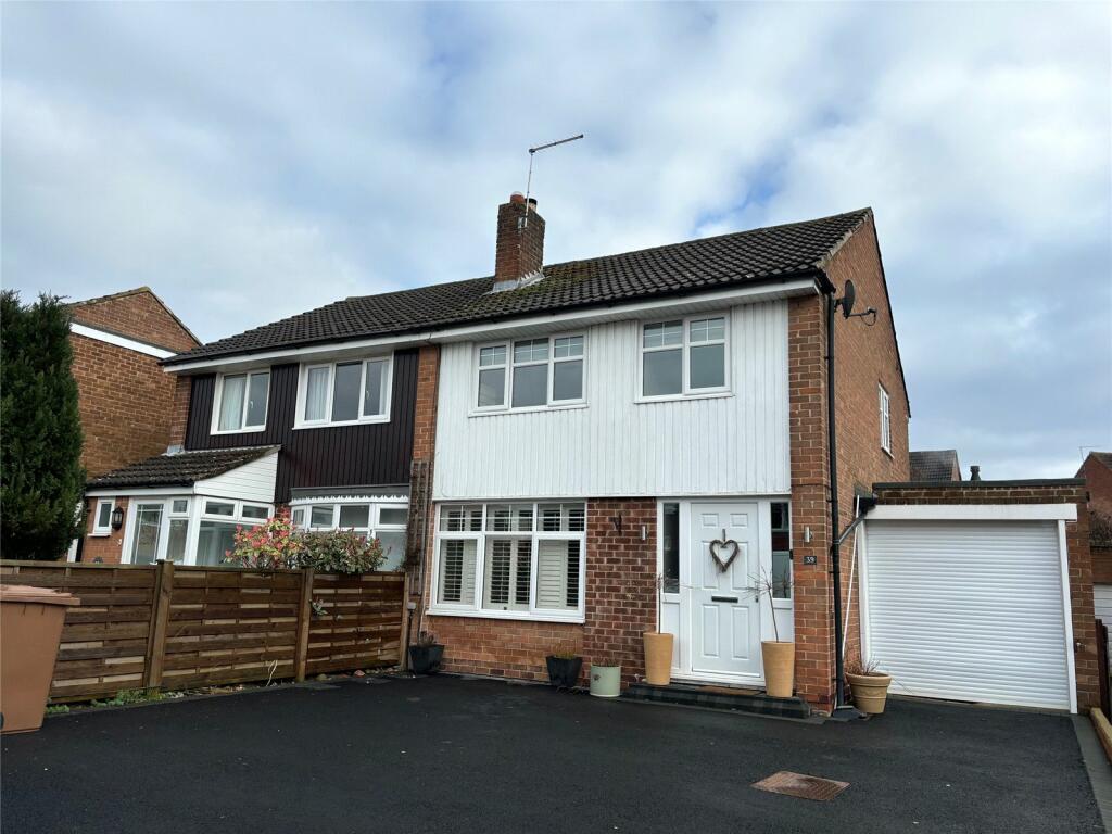 3 bedroom semidetached house for sale in Ladywell Way, Ponteland