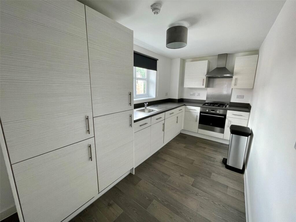 Additional property image - Escelie Way, Birmingham, West Midlands, B29