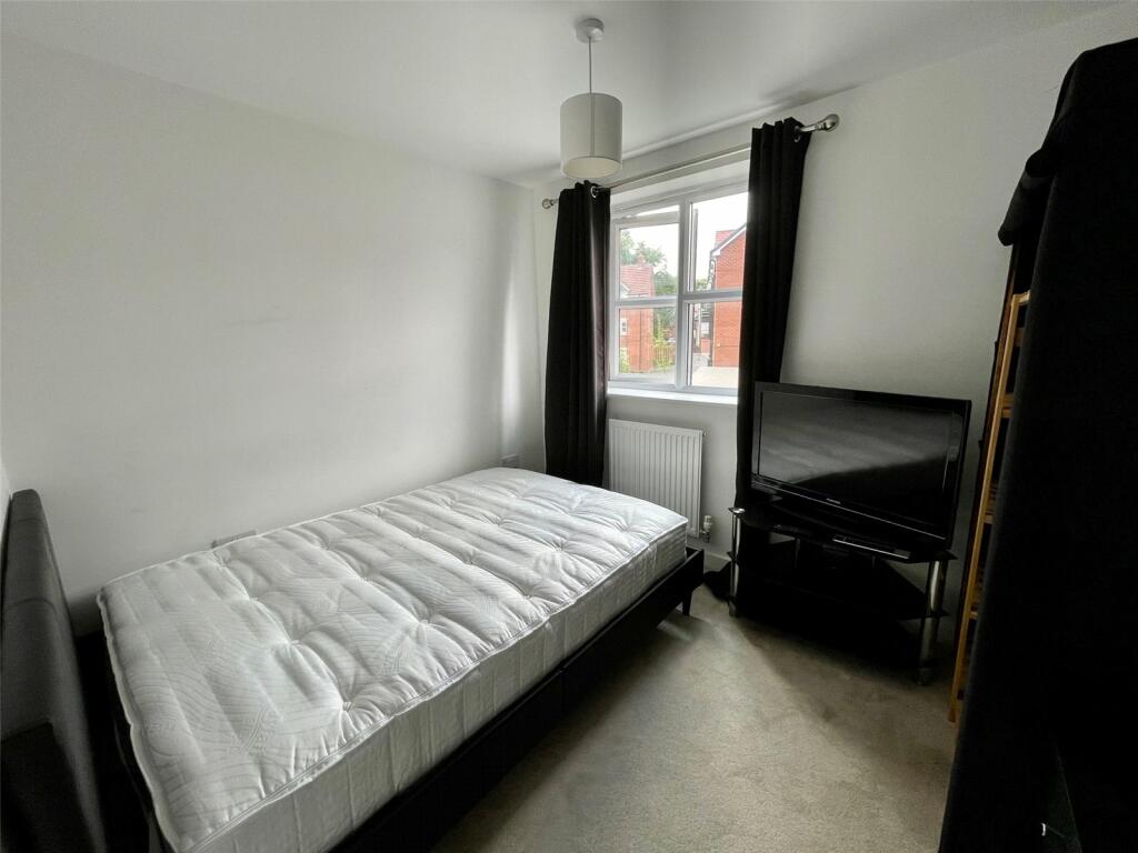 Additional property image - Escelie Way, Birmingham, West Midlands, B29