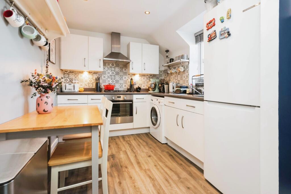 Additional property image - Escelie Way, Birmingham, West Midlands, B29