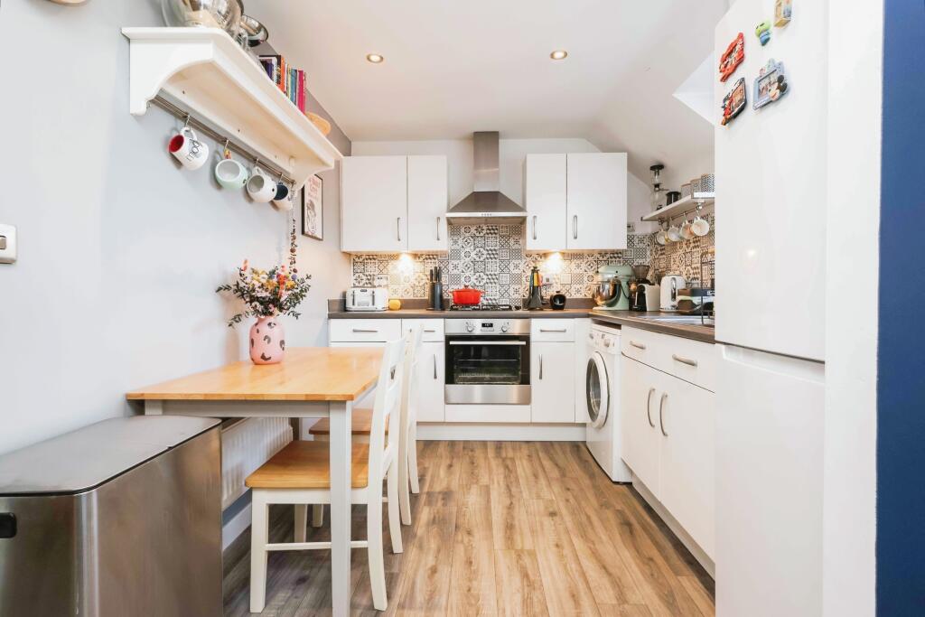 Additional property image - Escelie Way, Birmingham, West Midlands, B29