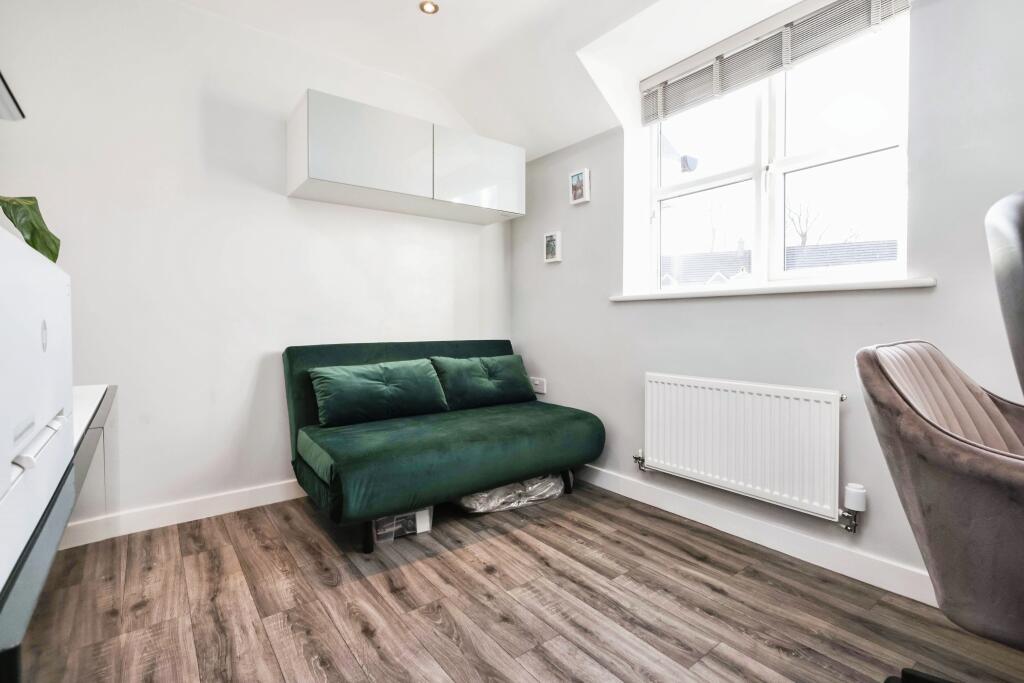 Additional property image - Escelie Way, Birmingham, West Midlands, B29