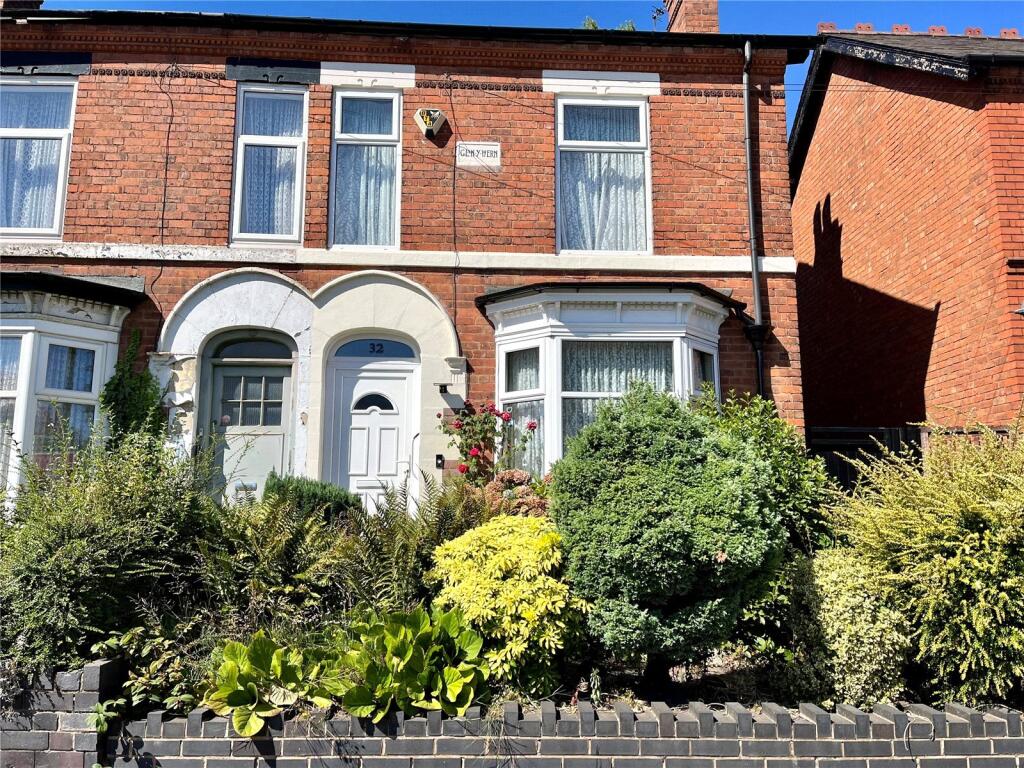 Main image of property: Oak Tree Lane, Selly Oak, Birmingham, West Midlands, B29