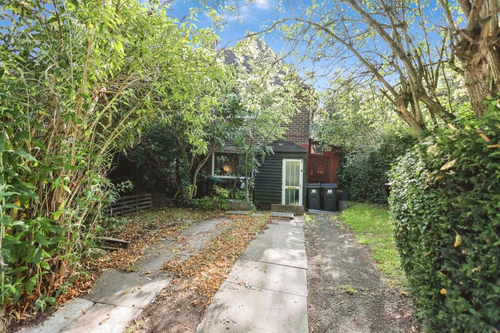 Main image of property: Shenley Lane, Birmingham, West Midlands, B29