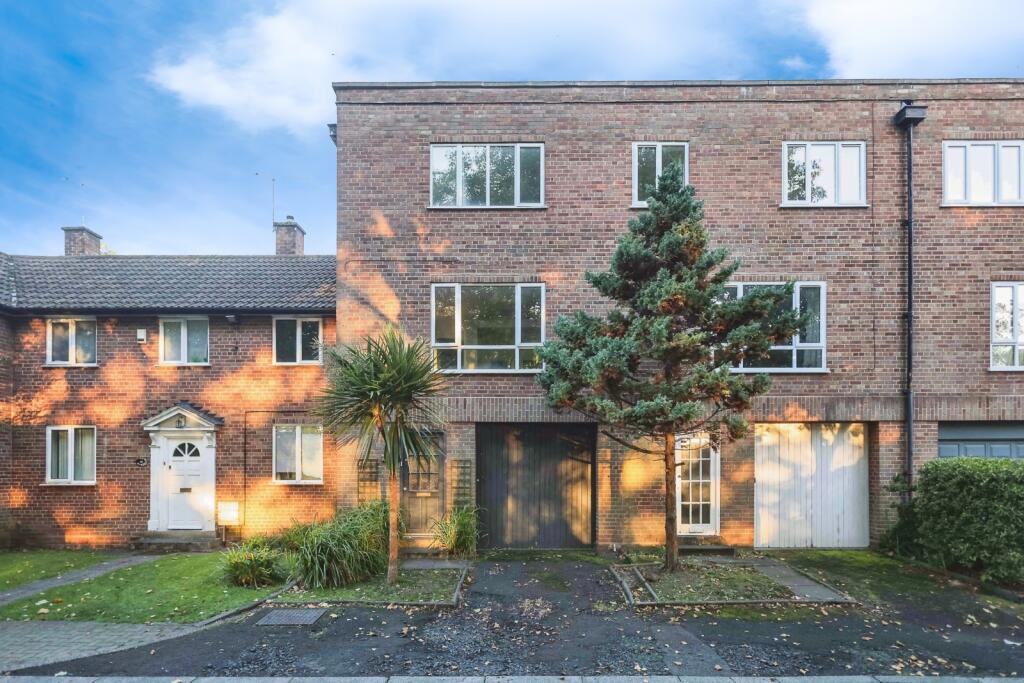 Main image of property: East Drive, Birmingham, West Midlands, B5