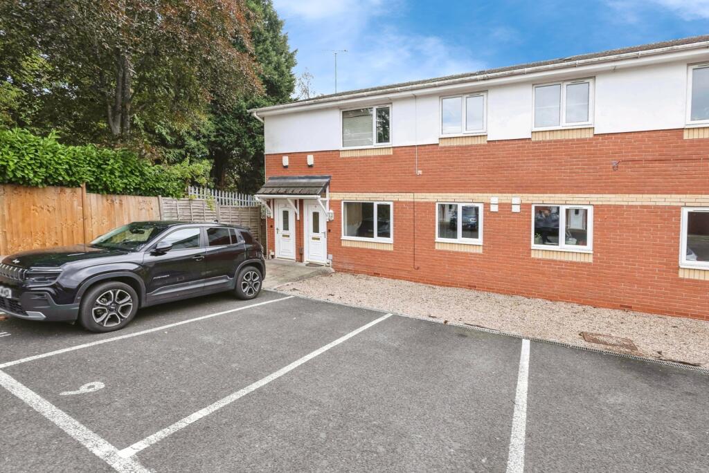 Main image of property: Hawthorn Drive, Selly Oak, Birmingham, West Midlands, B29