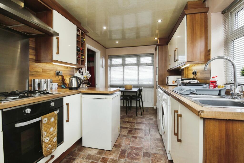 Additional property image - Hillview Road, HOUGHTON LE SPRING, Tyne and Wear, DH4