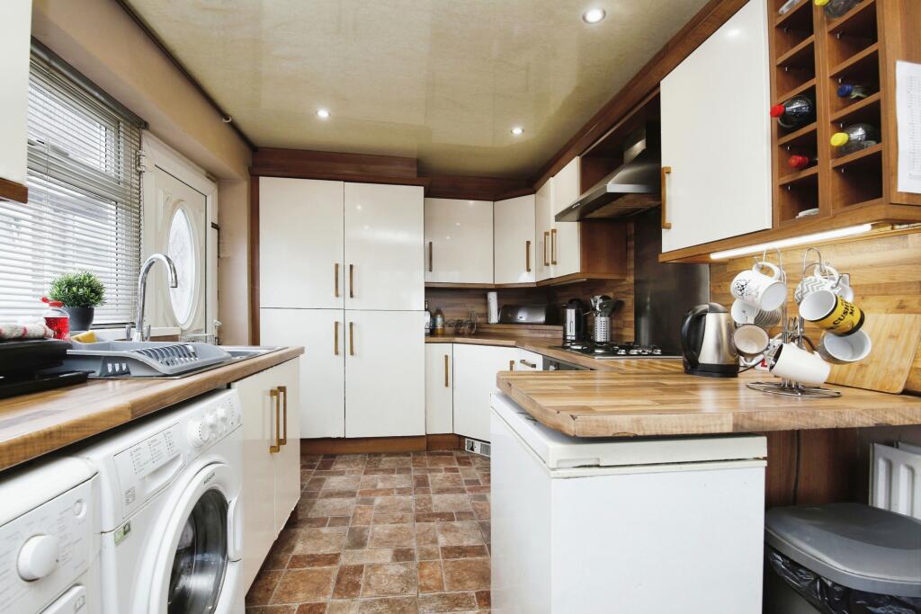 Additional property image - Hillview Road, HOUGHTON LE SPRING, Tyne and Wear, DH4