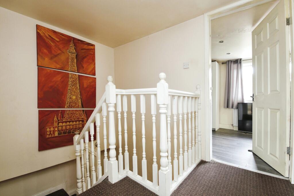 Additional property image - Hillview Road, HOUGHTON LE SPRING, Tyne and Wear, DH4