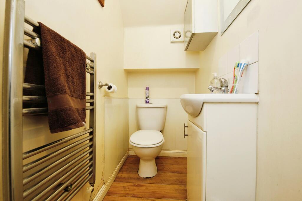 Additional property image - Hillview Road, HOUGHTON LE SPRING, Tyne and Wear, DH4