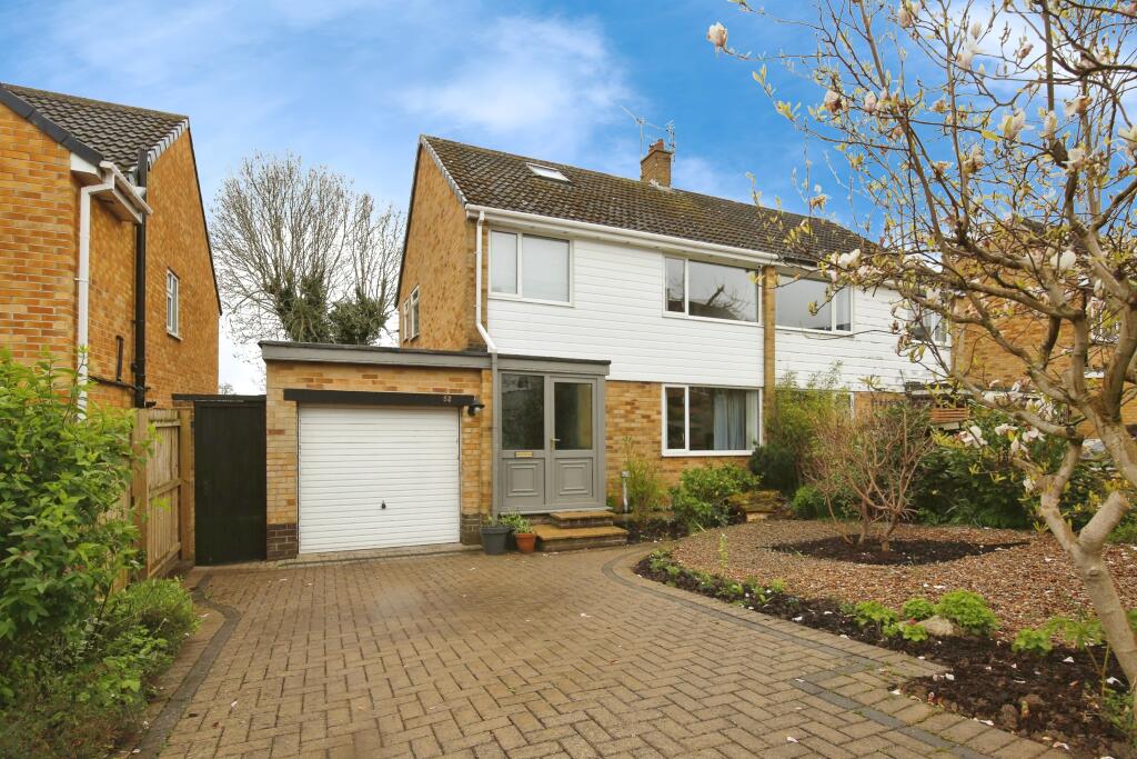 4 bedroom semidetached house for sale in Westwood Avenue, Heighington