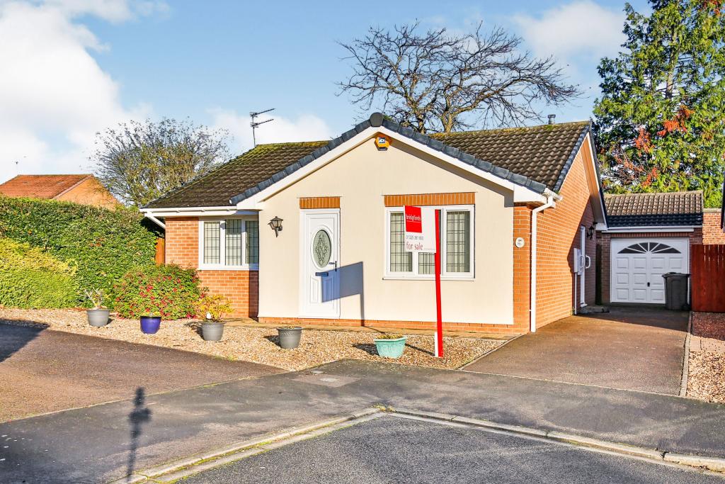 2 bedroom bungalow for sale in Cardinal Gardens, Darlington, Co Durham