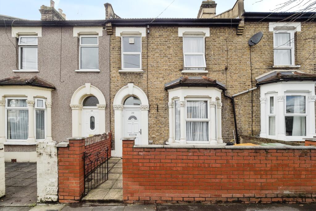 3 bedroom terraced house for sale in Little Ilford Lane, Manor Park