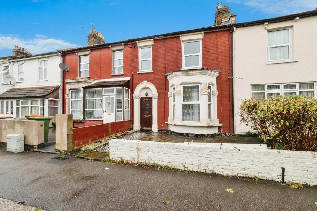 Main image of property: First Avenue, Manor Park, London, E12