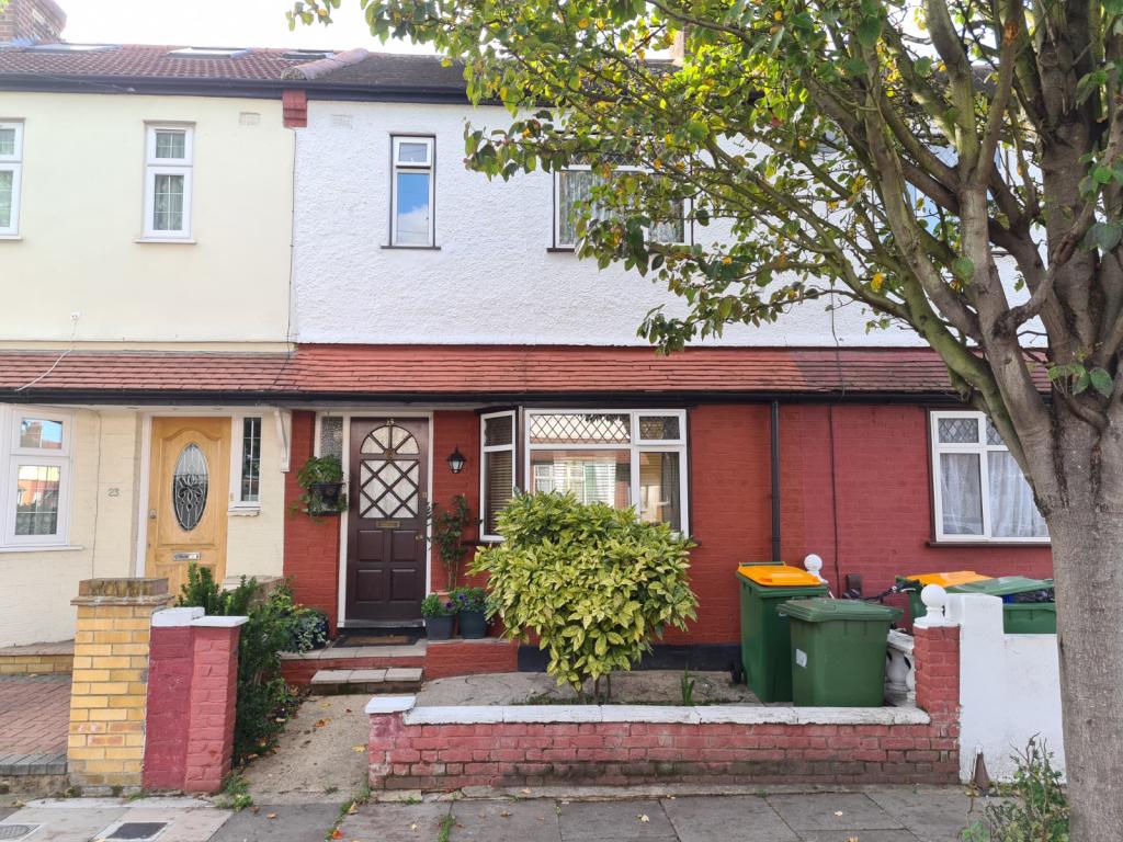 3 bedroom terraced house for sale in Leader Avenue, Manor Park, London, E12