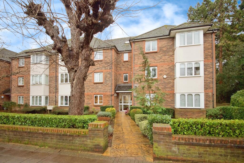 Main image of property: High Road, London, N20