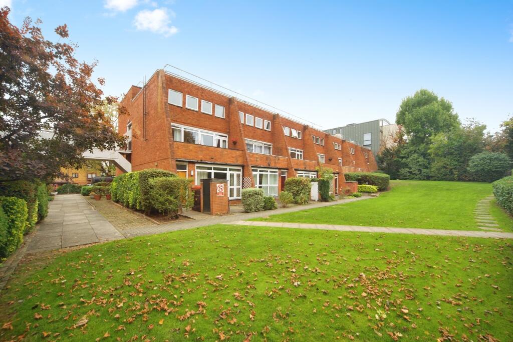 Main image of property: Woodside Park Road, London, N12