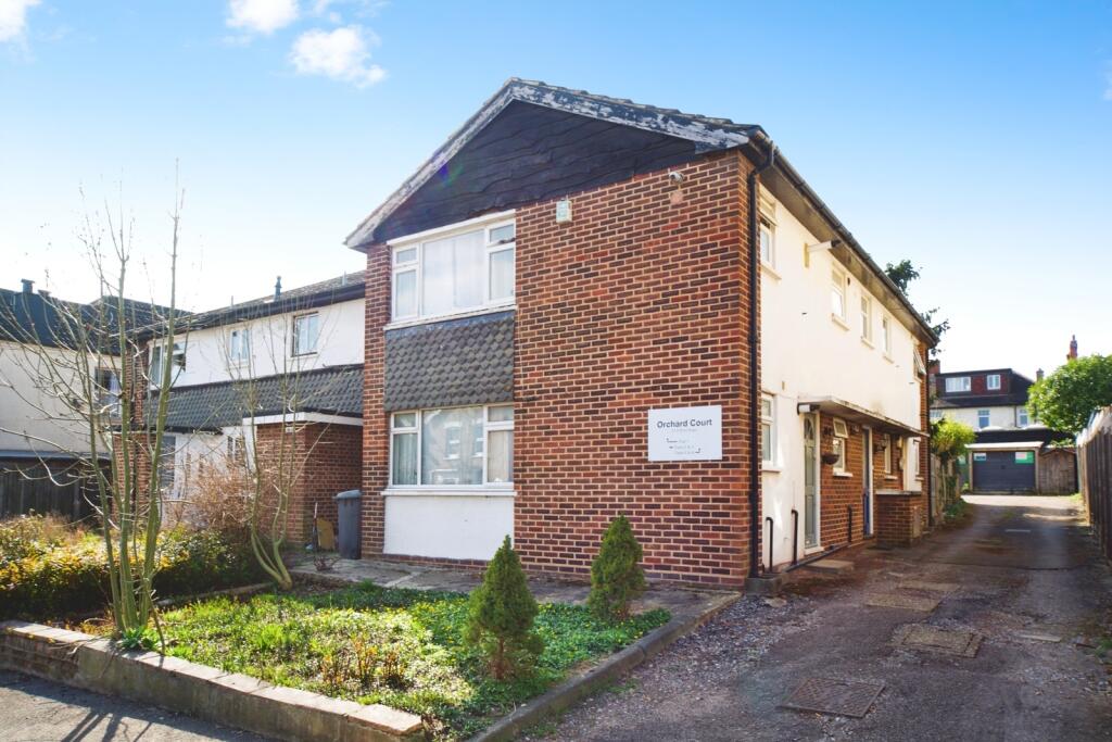 Main image of property: Clifford Road, Barnet, EN5