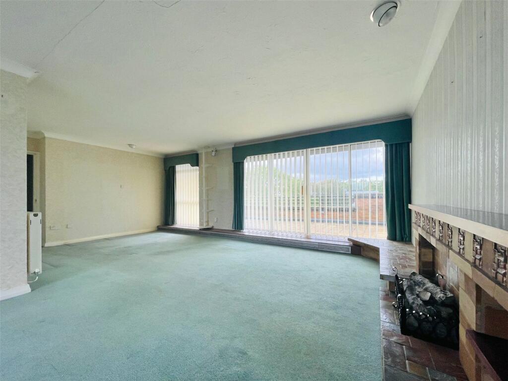 Additional property image - Riverside Drive, Solihull, West Midlands, B91