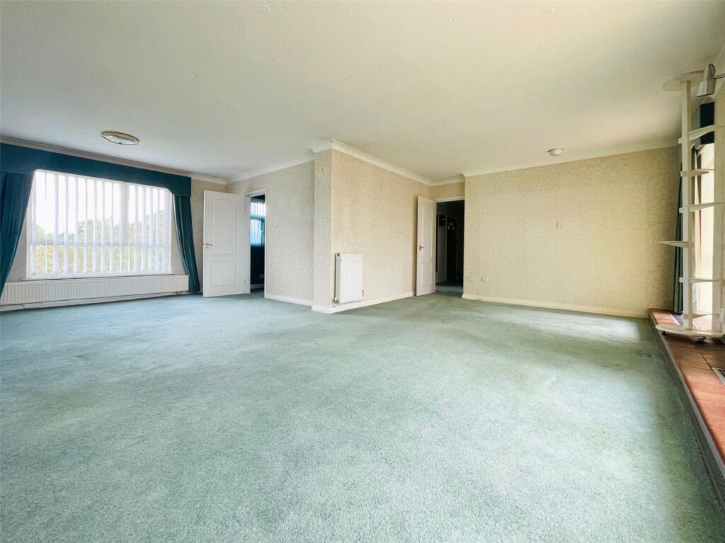 Additional property image - Riverside Drive, Solihull, West Midlands, B91