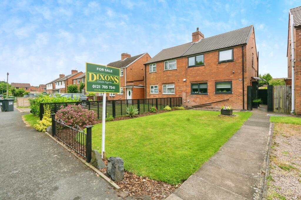 Main image of property: Hay Lane, Shirley, Solihull, West Midlands, B90