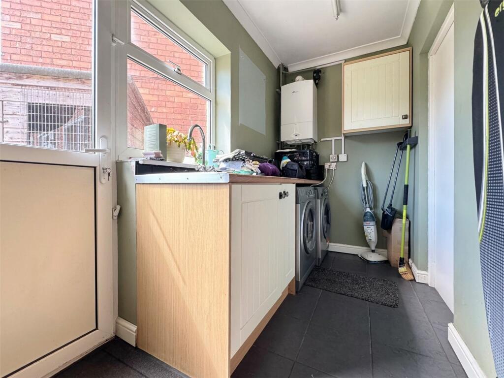 Additional property image - Coverdale Road, Solihull, West Midlands, B92