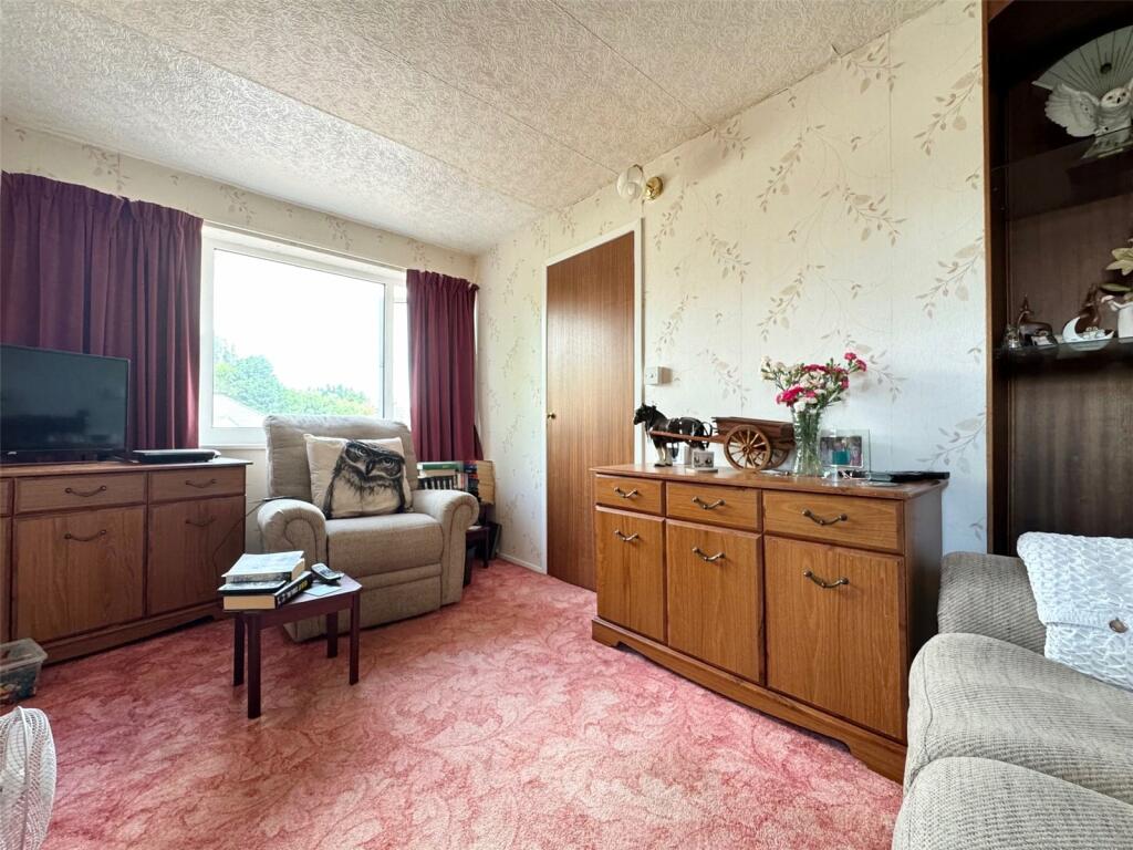 Additional property image - Coverdale Road, Solihull, West Midlands, B92