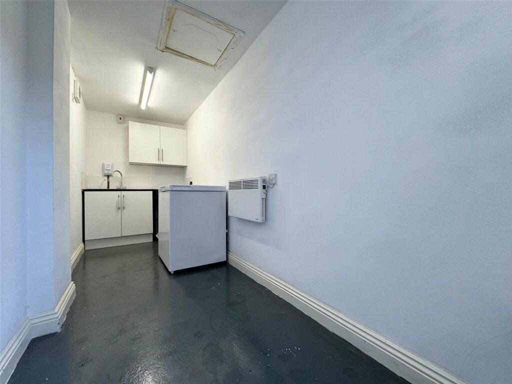 Additional property image - Inchford Road, Solihull, West Midlands, B92